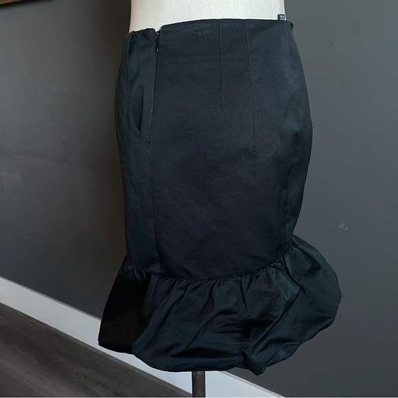 Club Monaco Black Bubble Hem Mini Skirt — Ruffle Detail - Picture 5 of 7